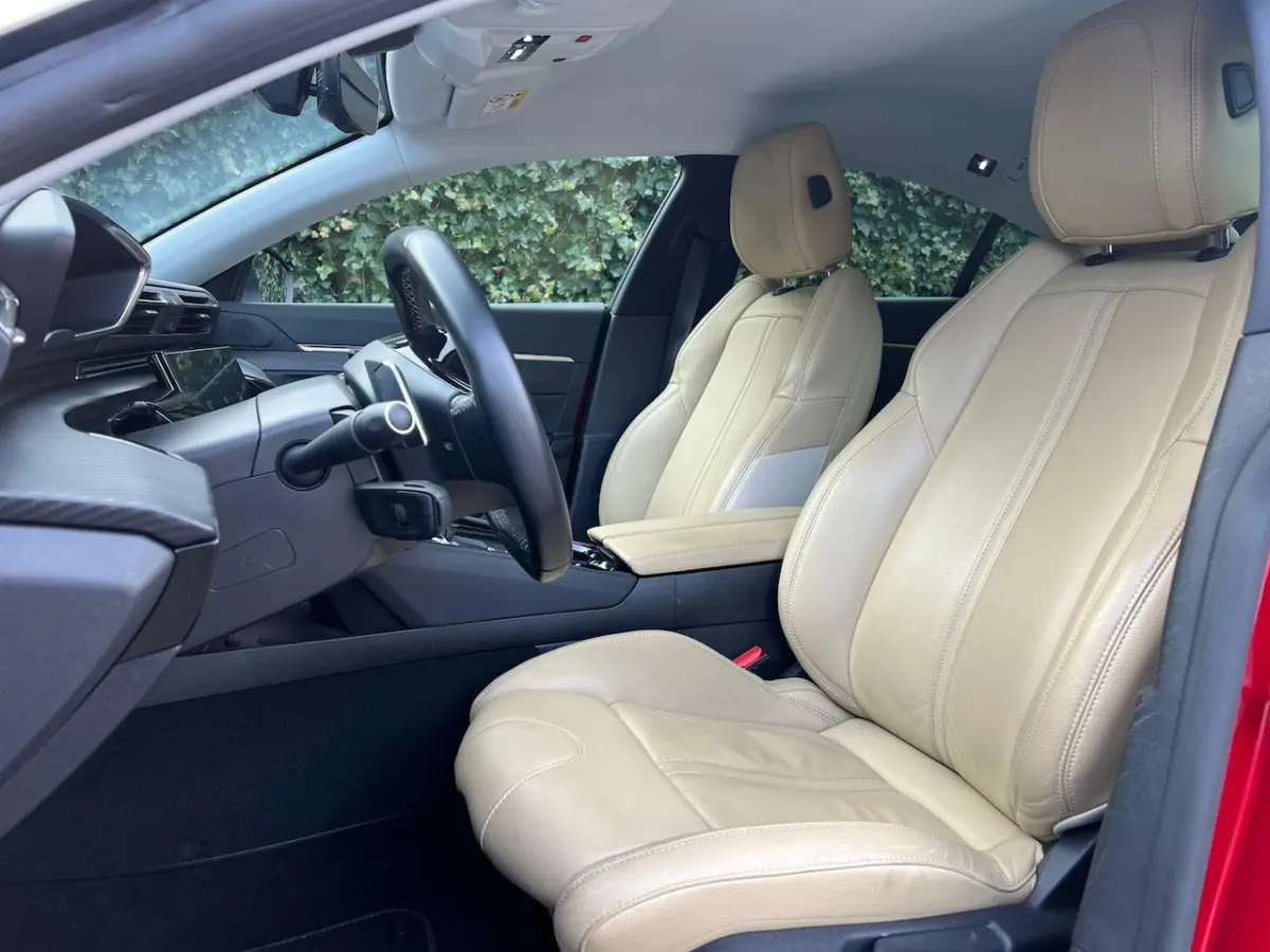 1.6 Plug-in Hybrid 225pk Automaat Allure Avantage | Leer | LED | Camera