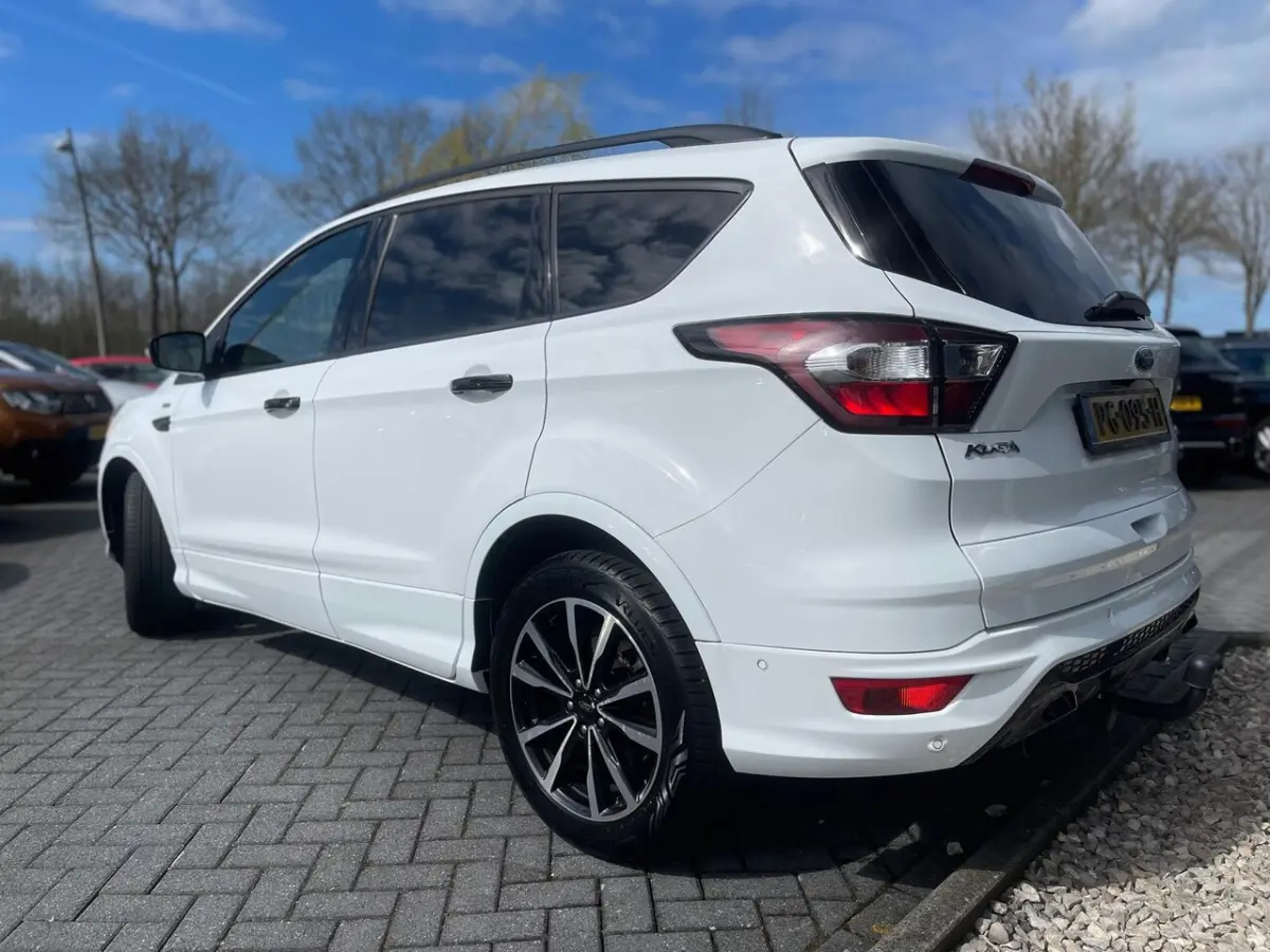 1.5 EcoBoost ST Line | Trekhaak | Camera | Pano | Navi | Cruise | Climate | PDC | LMV | OR