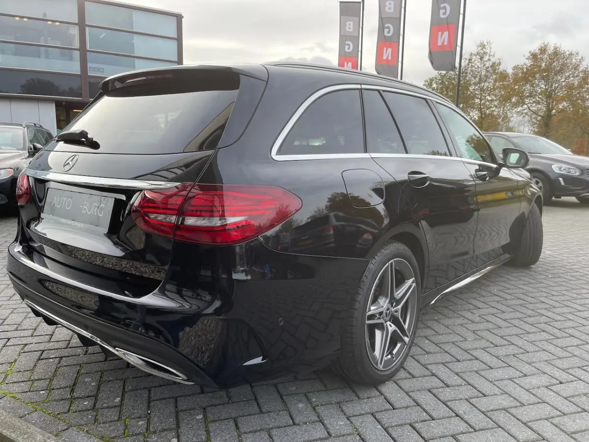 180 Business Solution AMG | Autom 9G | ECC | Navi | Virtueel Cockpit | Leer | PDC | Camera