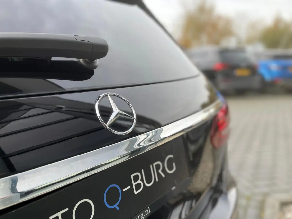 180 Business Solution AMG | Autom 9G | ECC | Navi | Virtueel Cockpit | Leer | PDC | Camera