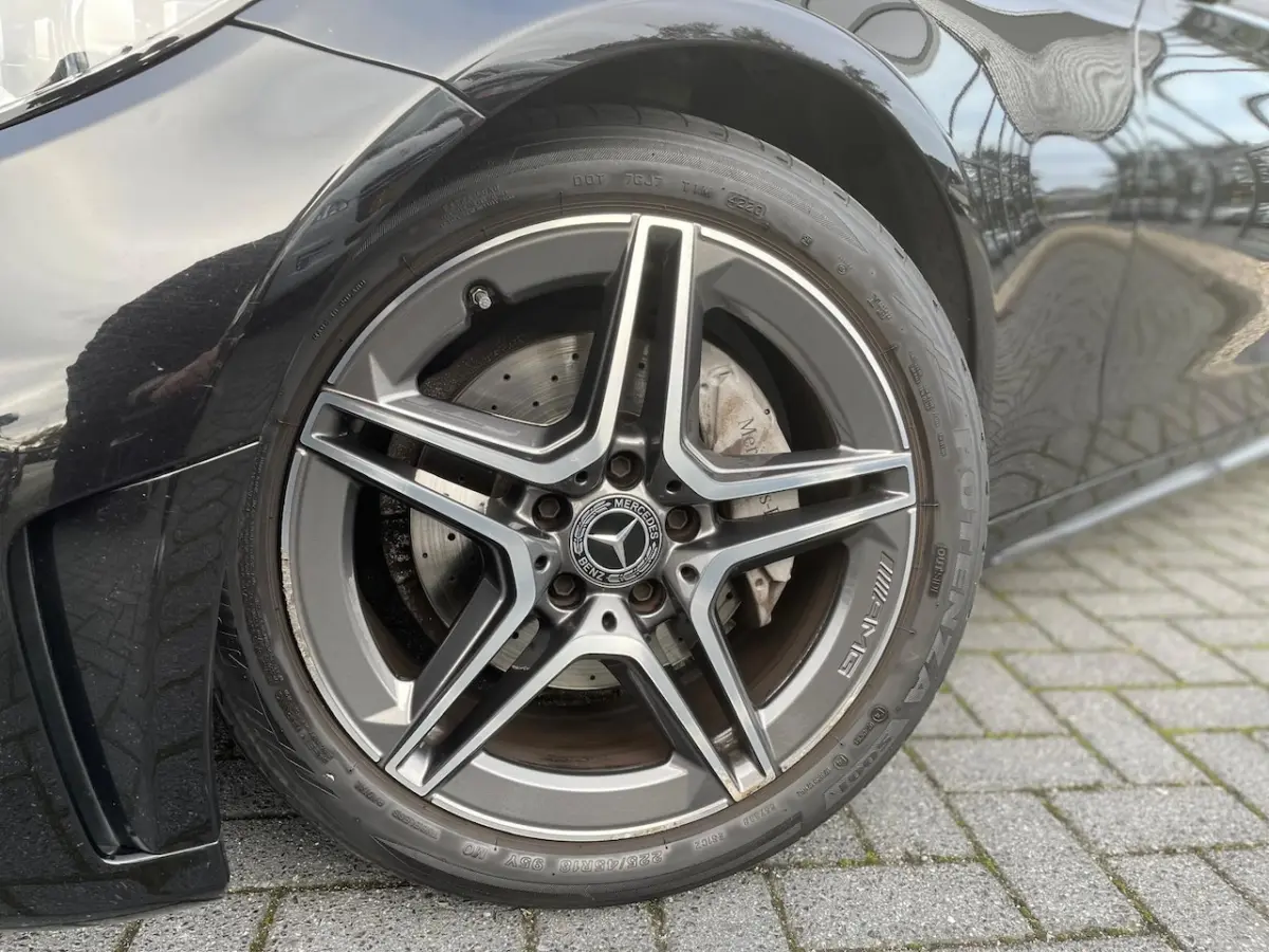 180 Business Solution AMG | Autom 9G | ECC | Navi | Virtueel Cockpit | Leer | PDC | Camera