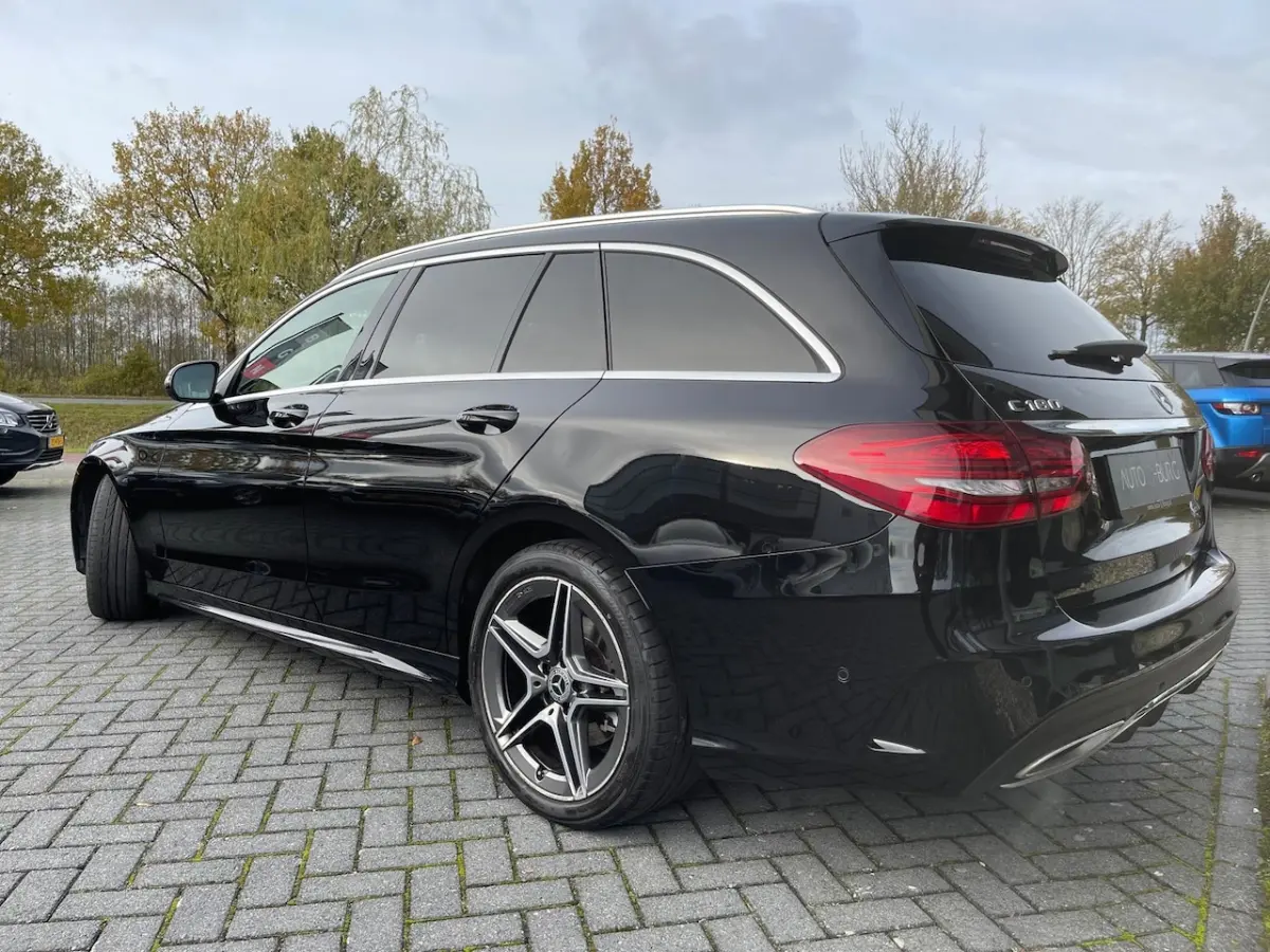 180 Business Solution AMG | Autom 9G | ECC | Navi | Virtueel Cockpit | Leer | PDC | Camera