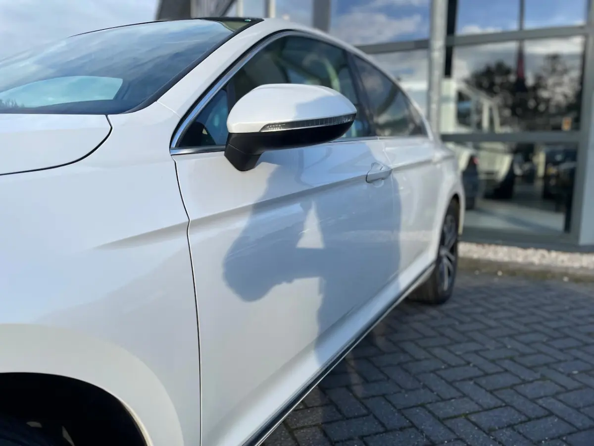 1.6 TDI Highline Business R | DSG | Panoramadak | Navi | Camera | Stoel & Stuurverwarming|