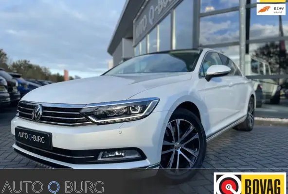 1.6 TDI Highline Business R | DSG | Panoramadak | Navi | Camera | Stoel & Stuurverwarming|
