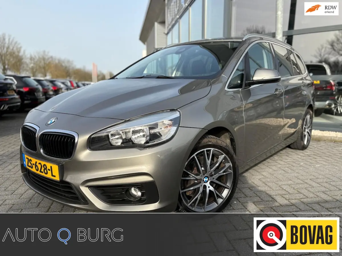 218i | 7 Peroons | Automaat | Navi | Climate | PDC | Cruise | Stoelverwarming |
