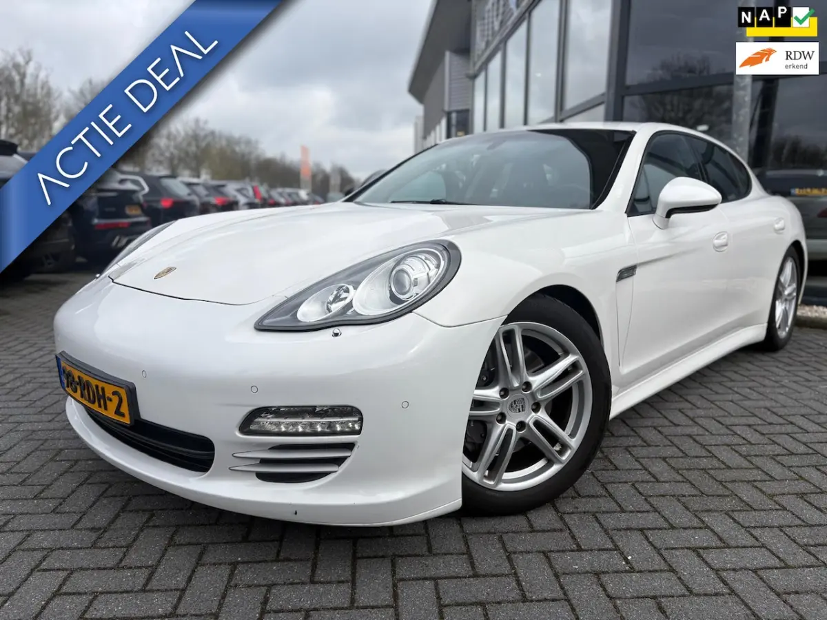 3.6 4 | Automaat | Luchtvering | Navi | Climate | Leder | PDC | LMV | Recent onderhouden |