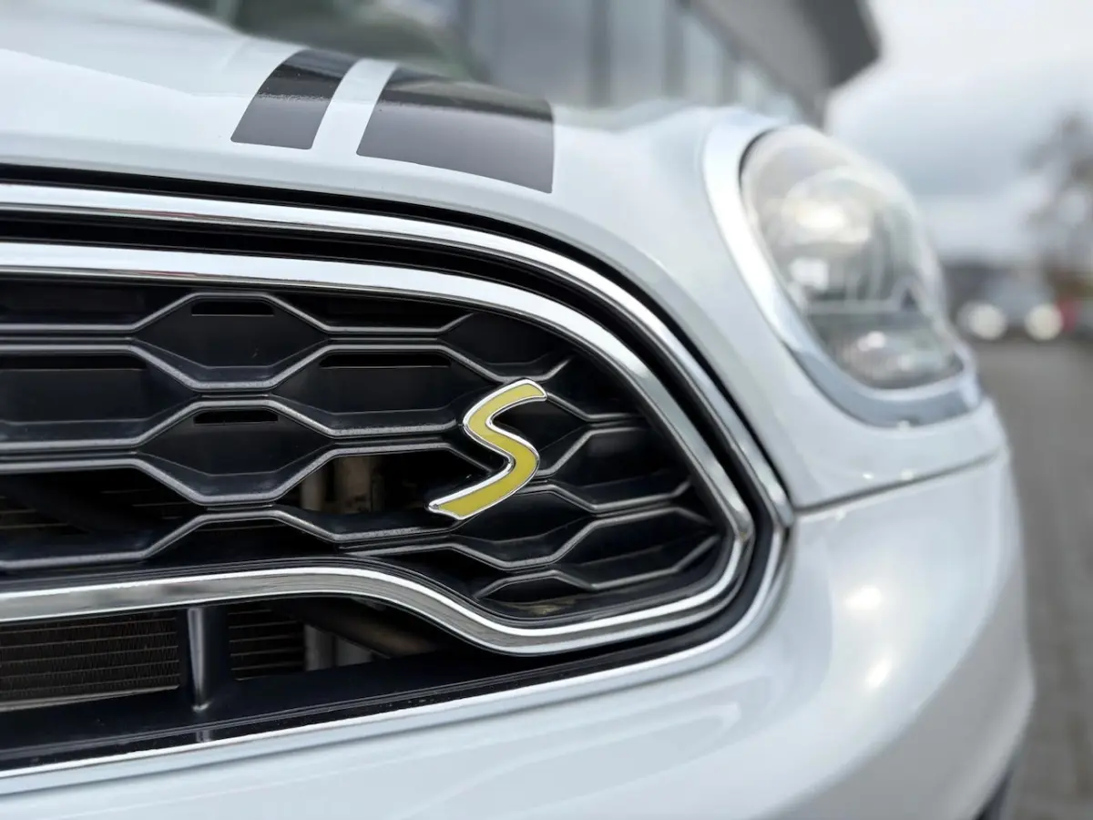 1.5 Cooper S E ALL4 | Plug in hybride | Automaat | Stoelverwarming | Navi | Carplay | PDC