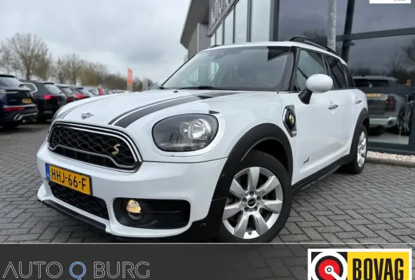 1.5 Cooper S E ALL4 | Plug in hybride | Automaat | Stoelverwarming | Navi | Carplay | PDC