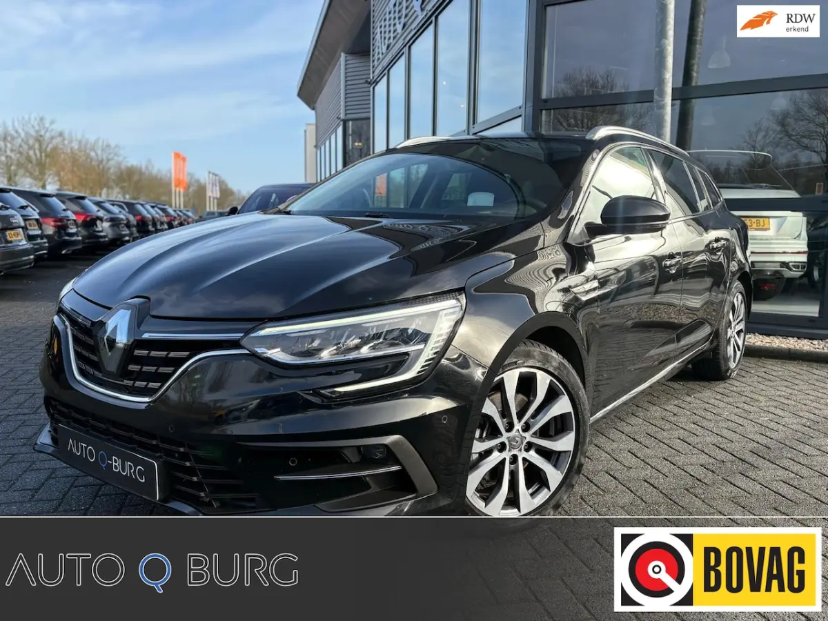 Estate Plug In Hybrid 160 Techno | Automaat | Navi | Carplay | LED | Camera | Park assist