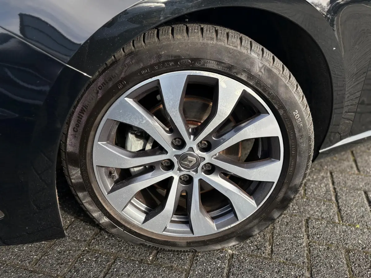 Estate Plug In Hybrid 160 Techno | Automaat | Navi | Carplay | LED | Camera | Park assist