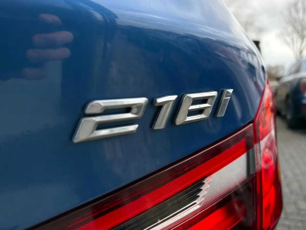 218i Centennial M Pakket | 7 Persoons | Automaat | Navi | Cruise | trekhaak |Climate | Goe