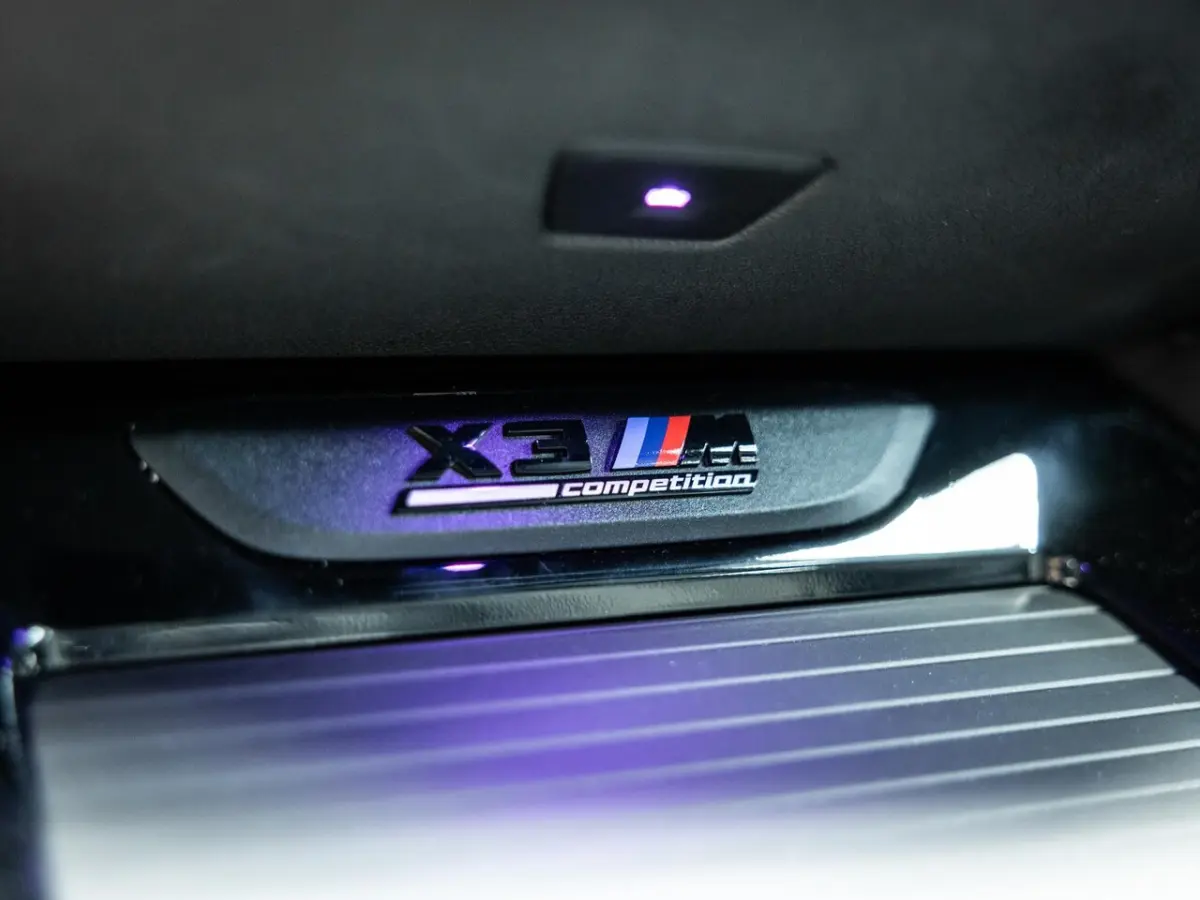 M Competition Unieke X3M Competition/ Mosselman Tuning/ Akrapovic/volledig dealer onderhou