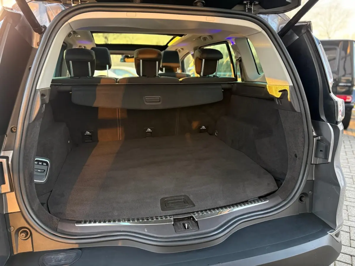 1.6 dCi Intens | Full options | Head up | Automaat | Panorama | LED | Stoel/ stuur verw |
