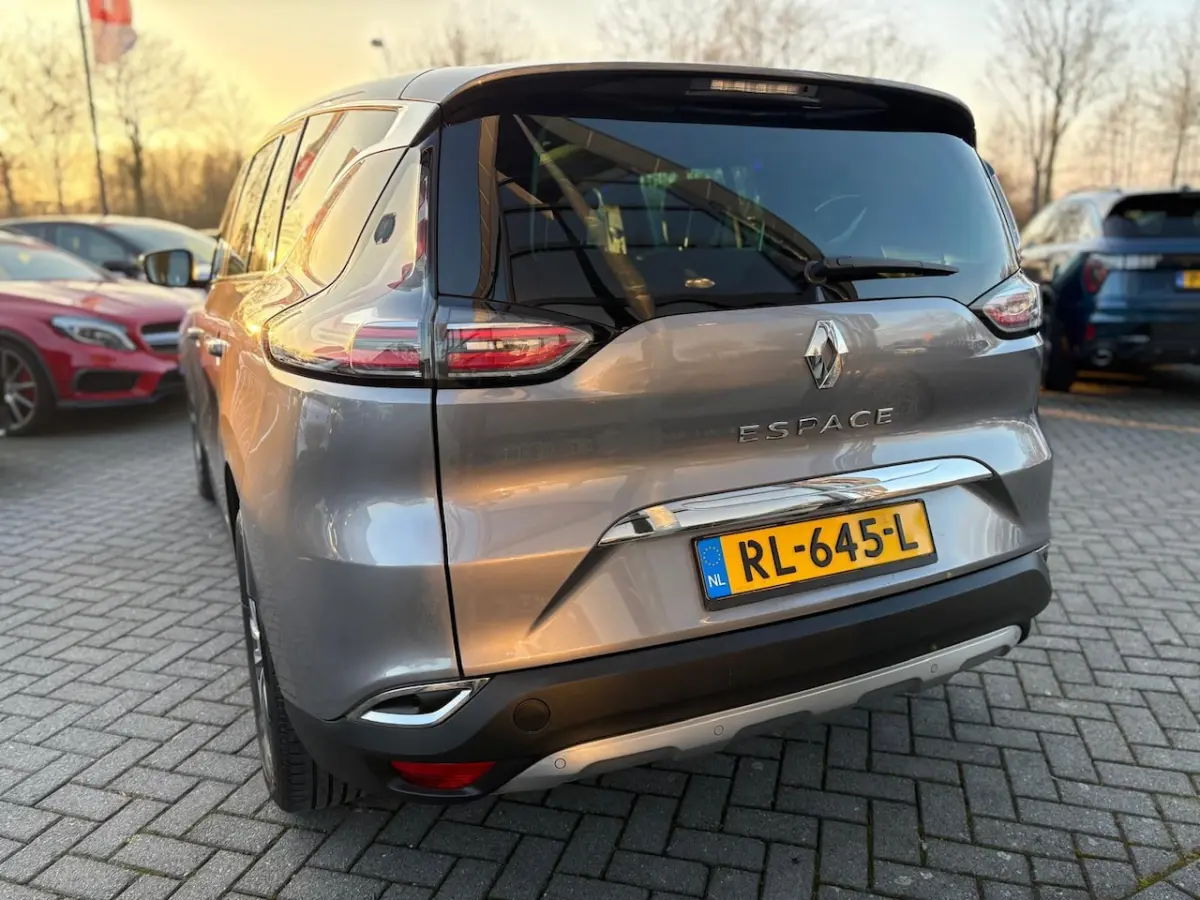 1.6 dCi Intens | Full options | Head up | Automaat | Panorama | LED | Stoel/ stuur verw |