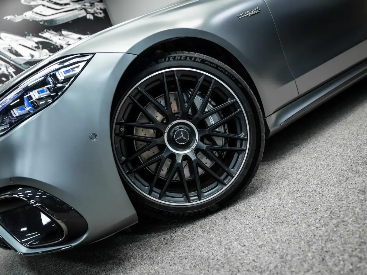 AMG 63 S E Performance | Burmester 4D | Carbon | Massage | Panoramadak