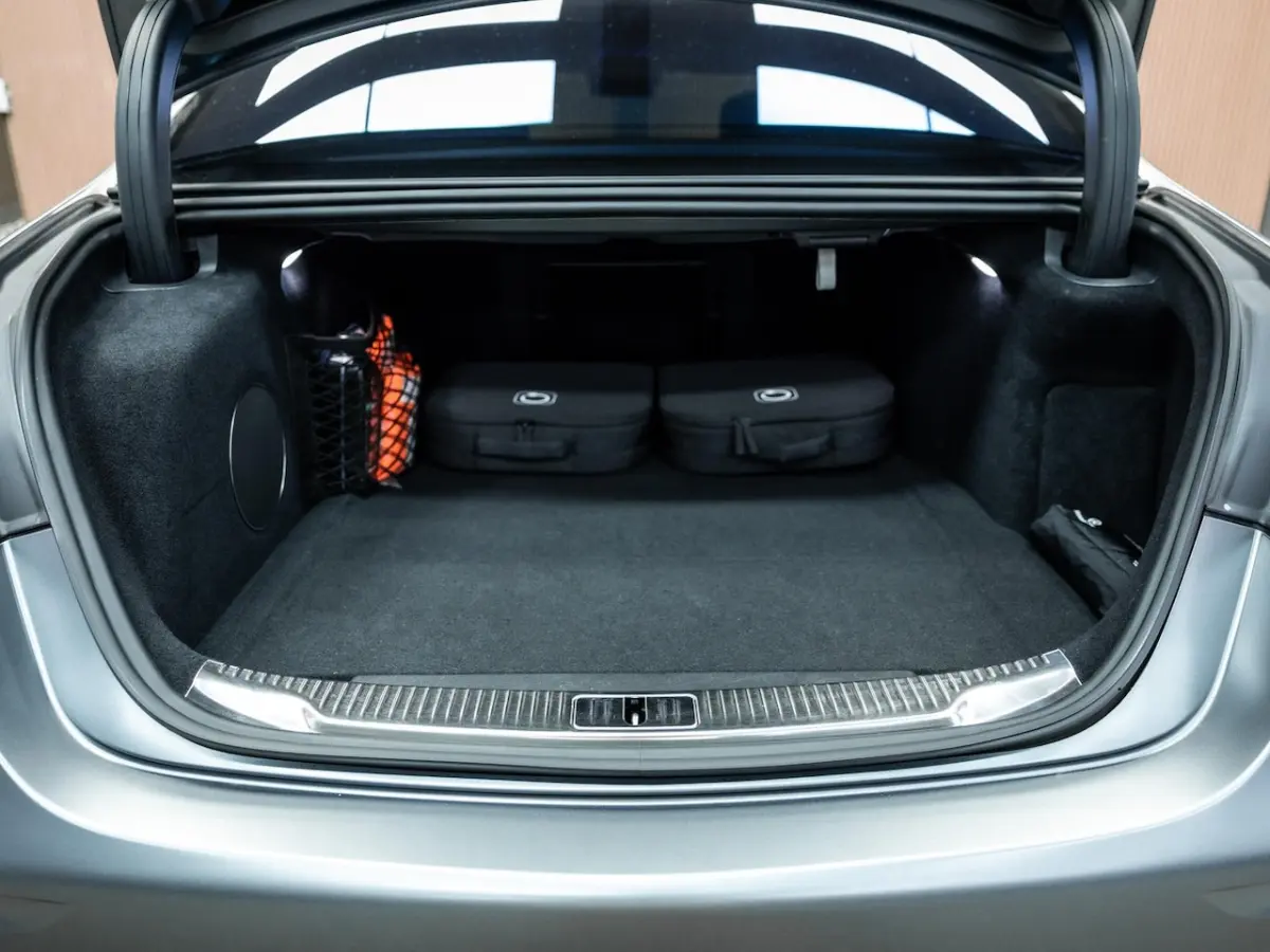 AMG 63 S E Performance | Burmester 4D | Carbon | Massage | Panoramadak