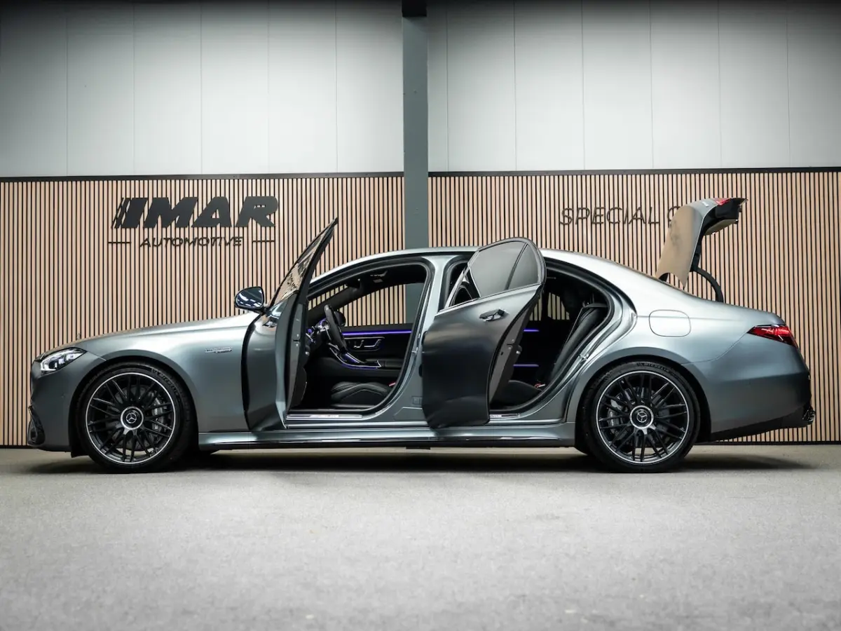 AMG 63 S E Performance | Burmester 4D | Carbon | Massage | Panoramadak