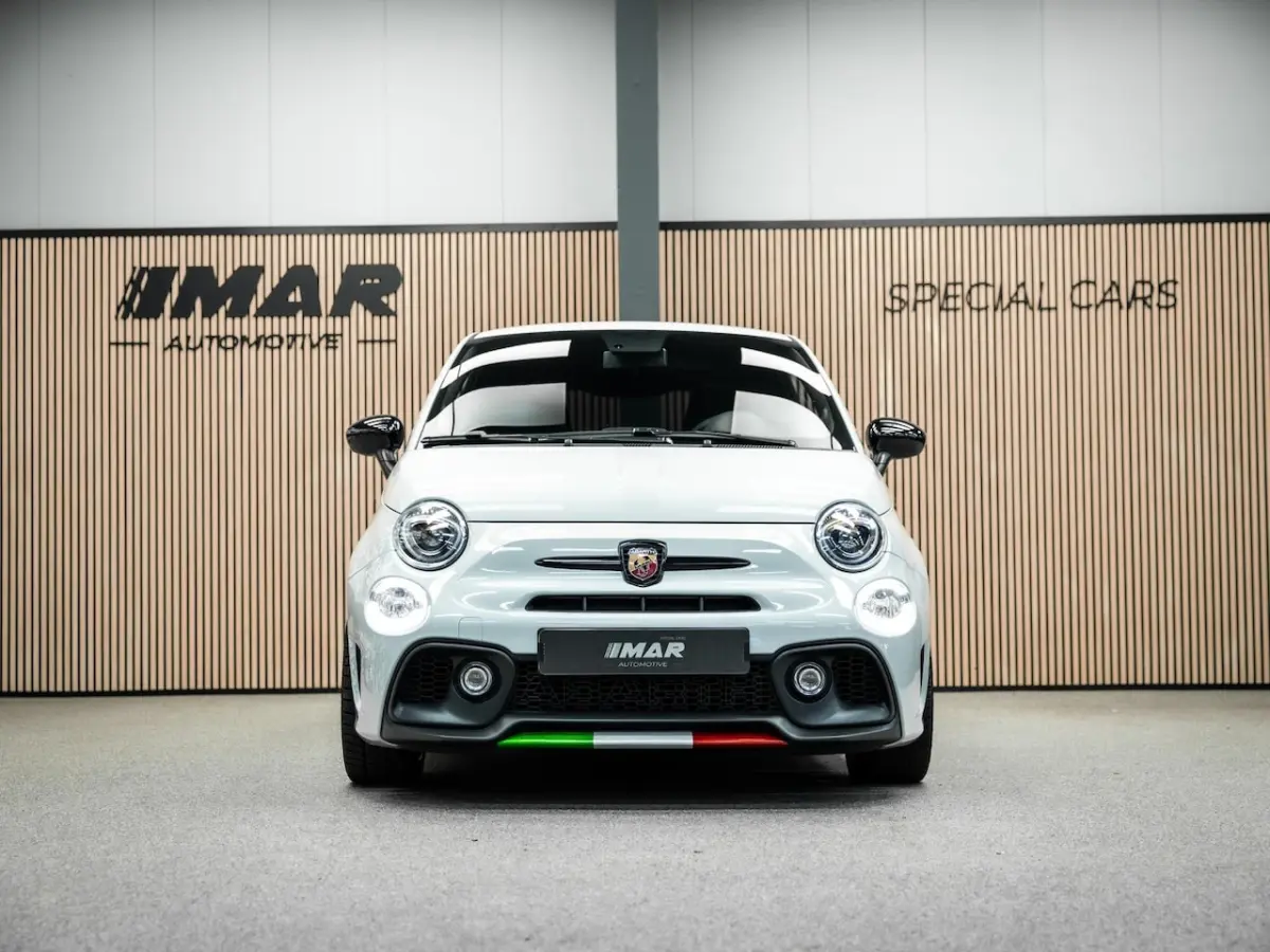 1.4 T-Jet 595 Pista | Record Monza uitlaatsysteem | Carplay | Carbon |