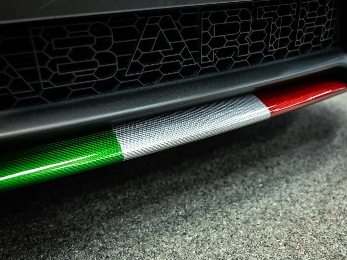 1.4 T-Jet 595 Pista | Record Monza uitlaatsysteem | Carplay | Carbon |