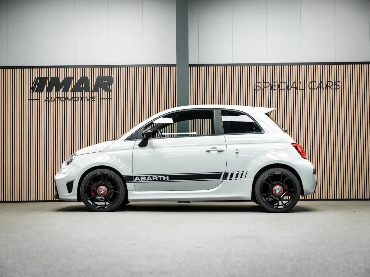 1.4 T-Jet 595 Pista | Record Monza uitlaatsysteem | Carplay | Carbon |