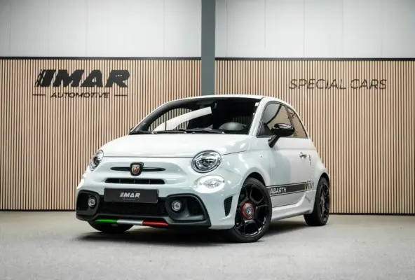 1.4 T-Jet 595 Pista | Record Monza uitlaatsysteem | Carplay | Carbon |