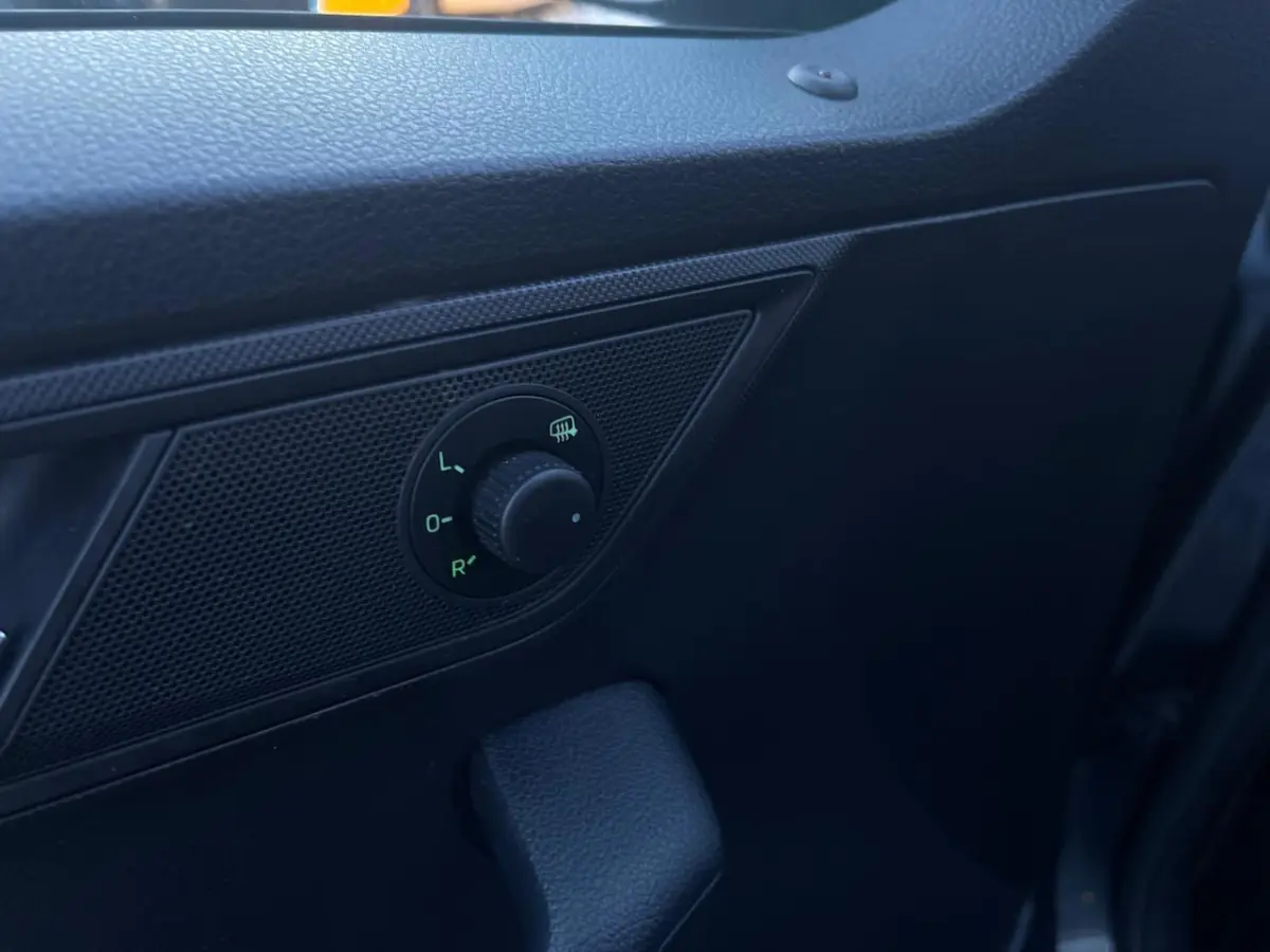 1.0 TSI Ambition | Climate | Navi | PDC | DAB+ | Carplay | Camera |