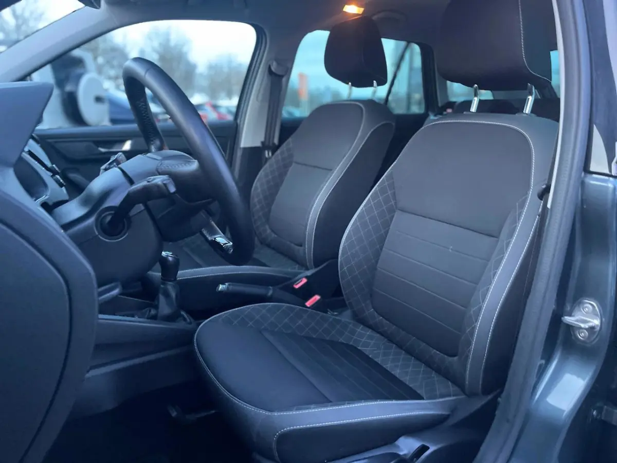 1.0 TSI Ambition | Climate | Navi | PDC | DAB+ | Carplay | Camera |