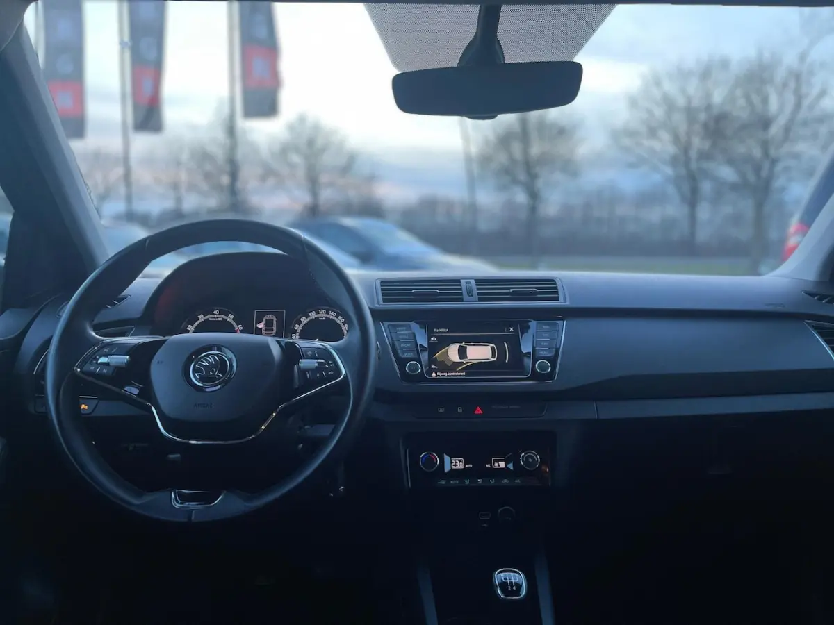 1.0 TSI Ambition | Climate | Navi | PDC | DAB+ | Carplay | Camera |