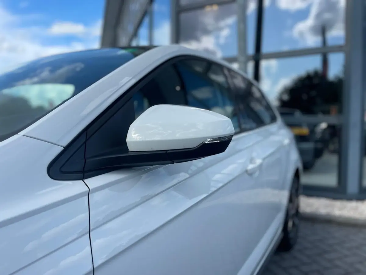 1.0 TSI Highline Business R | Automaat | Stoelverwarming | PDC | Navi | Cruise | Led | Cli