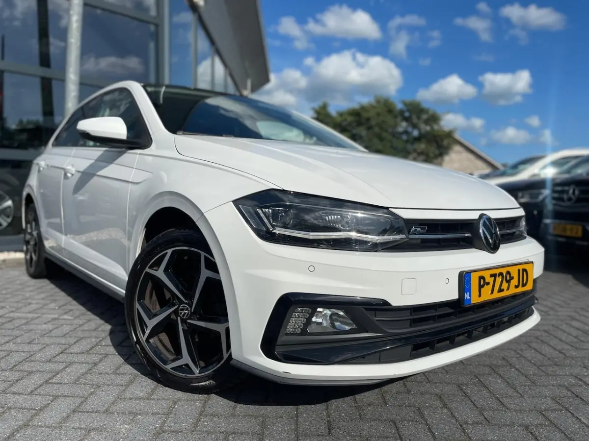 1.0 TSI Highline Business R | Automaat | Stoelverwarming | PDC | Navi | Cruise | Led | Cli