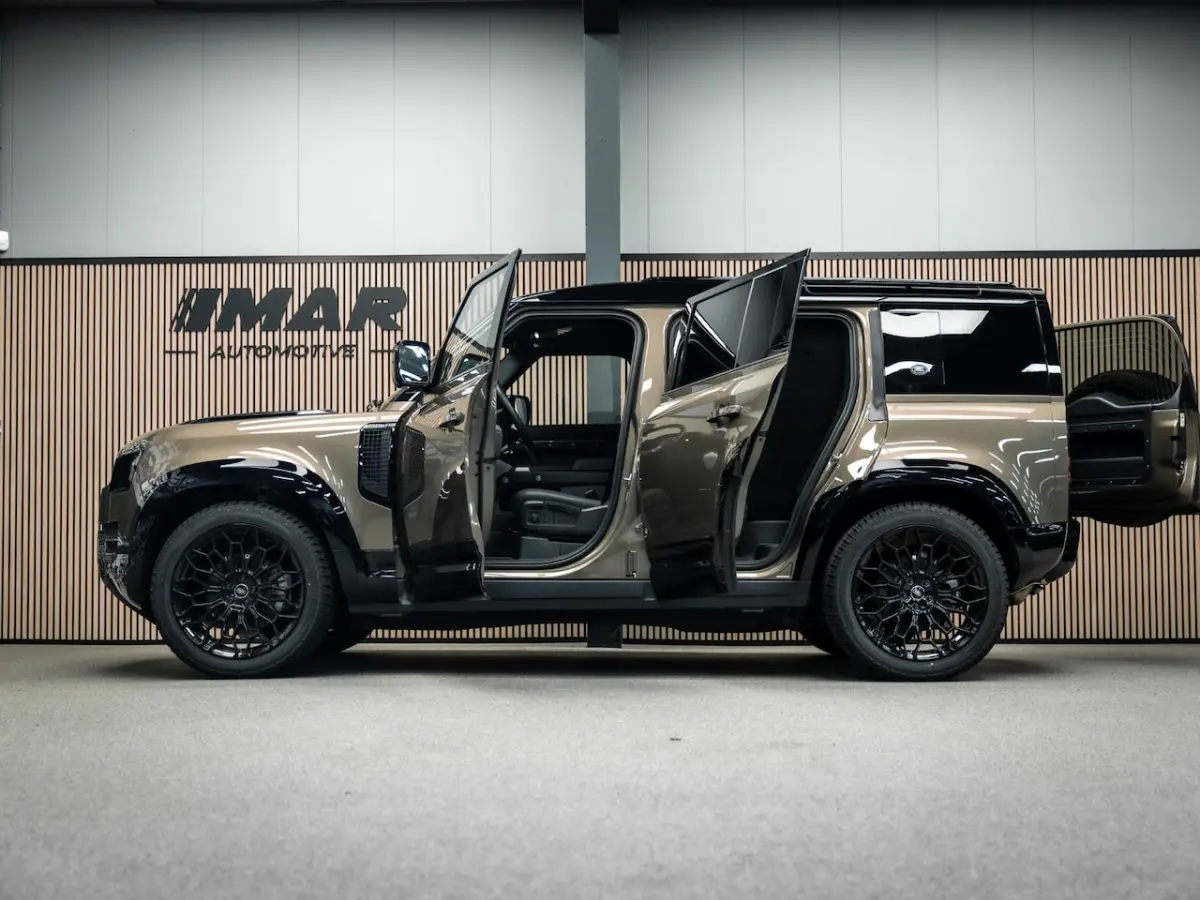 3.0 D250 110 MHEV S Grijskenten| Volle uitvoering| 22inch Wheels