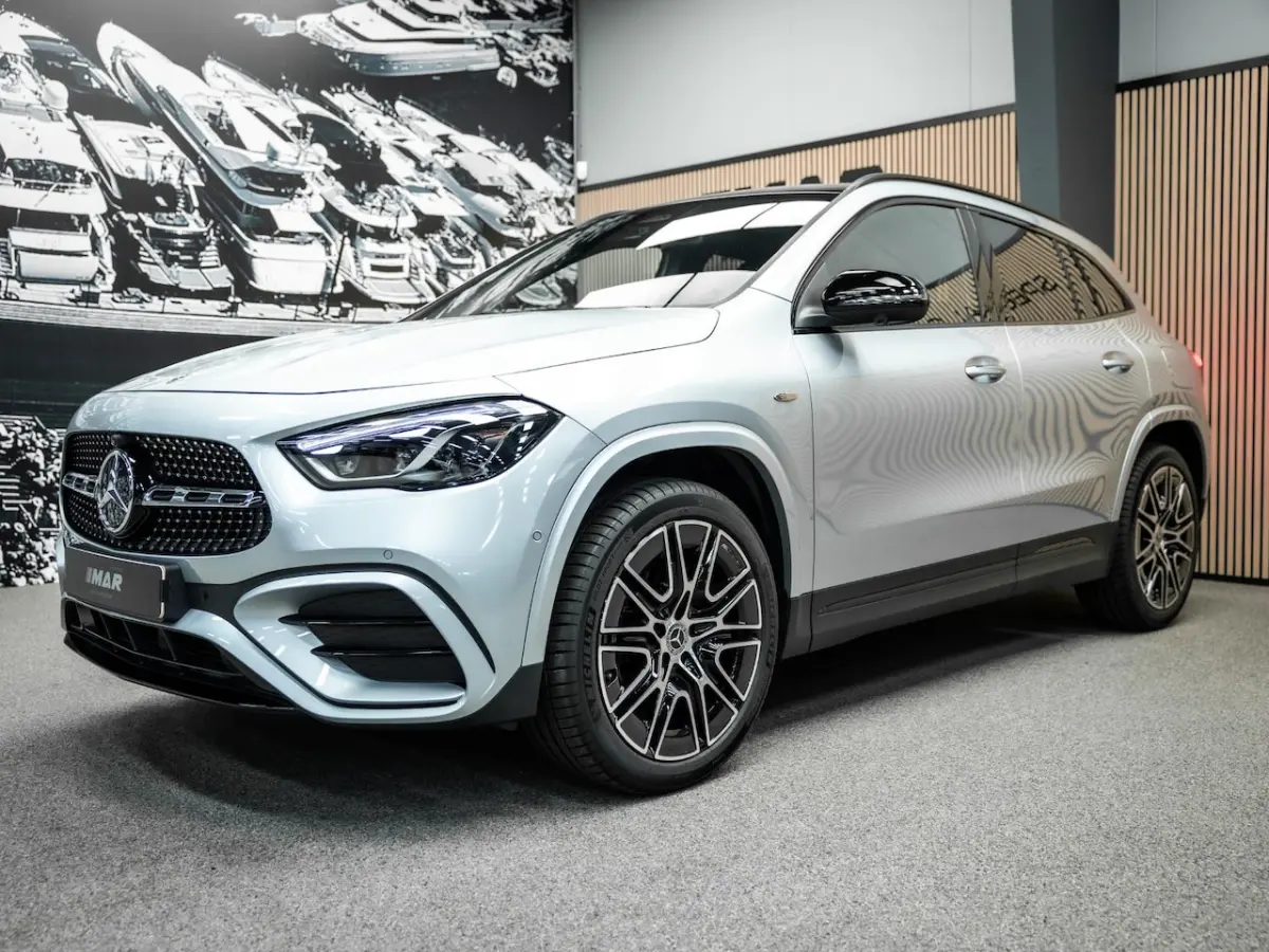 250 e Business Solution AMG | AMG uitgevoerd | Trekhaak | Pano | Stoelverwarming |