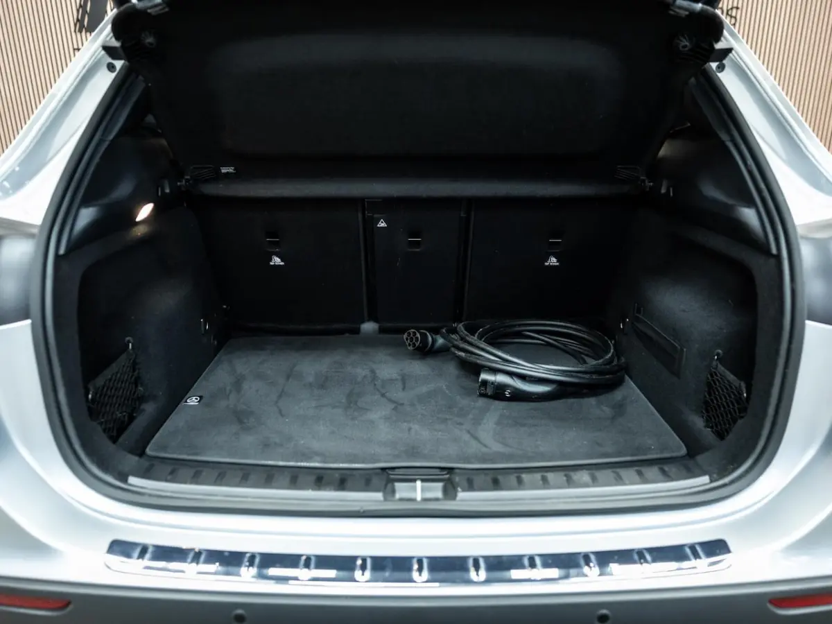 250 e Business Solution AMG | AMG uitgevoerd | Trekhaak | Pano | Stoelverwarming |