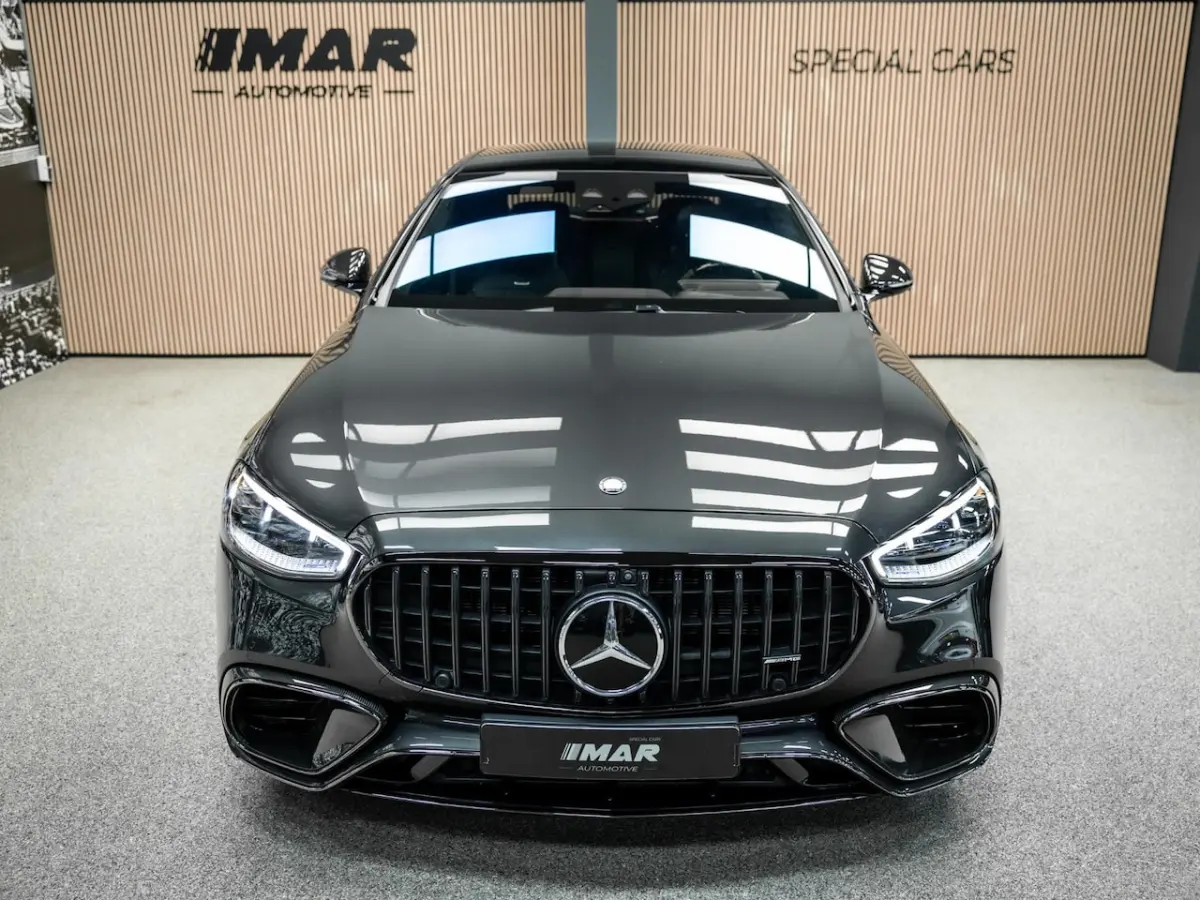 AMG 63 S E Performance Alle bedenkbare opties aanwezig