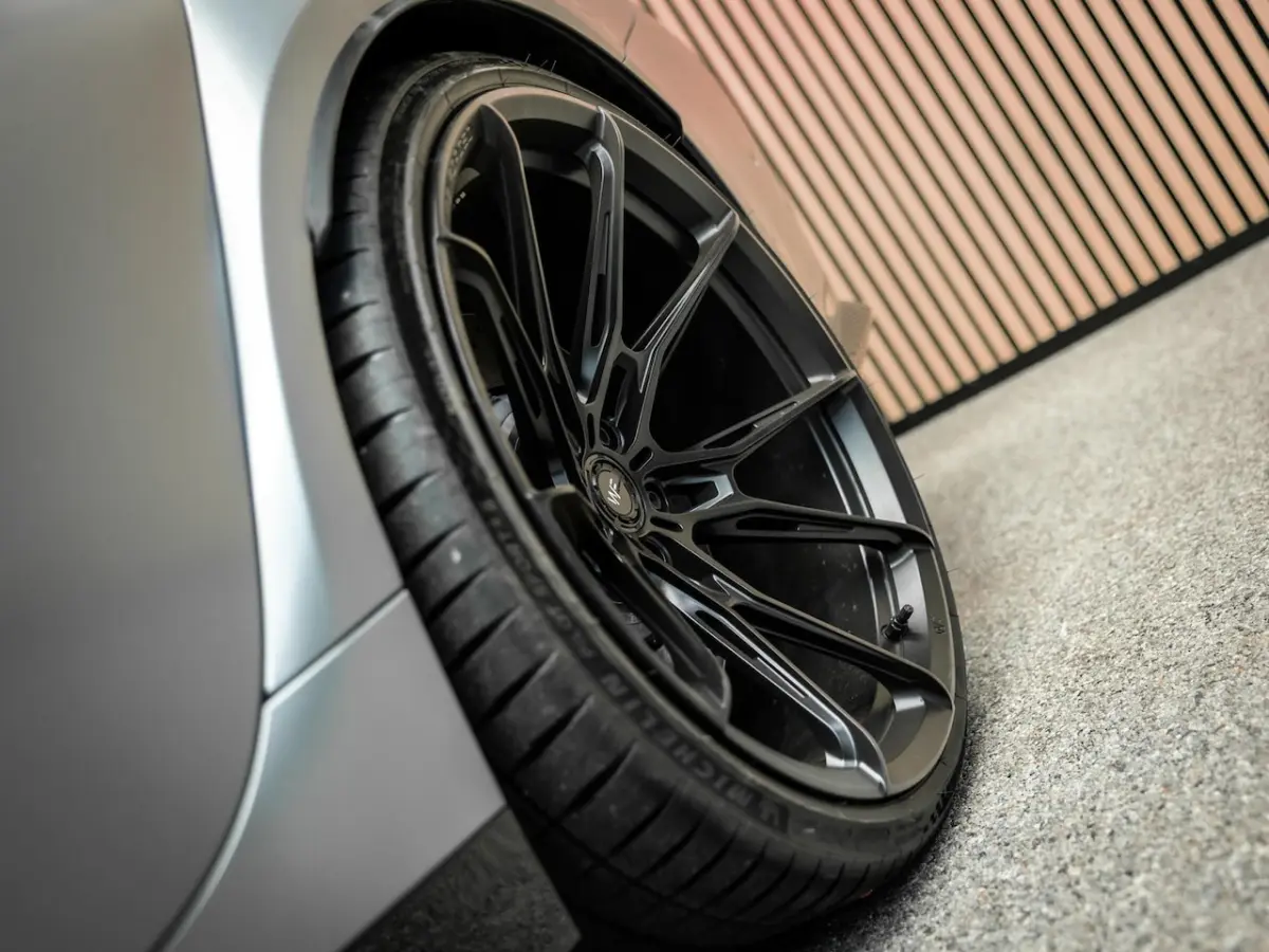 M3 xDrive Competition | Frozen Pure Grey II | WheelForce Velgen | Head-Up Display | Harman