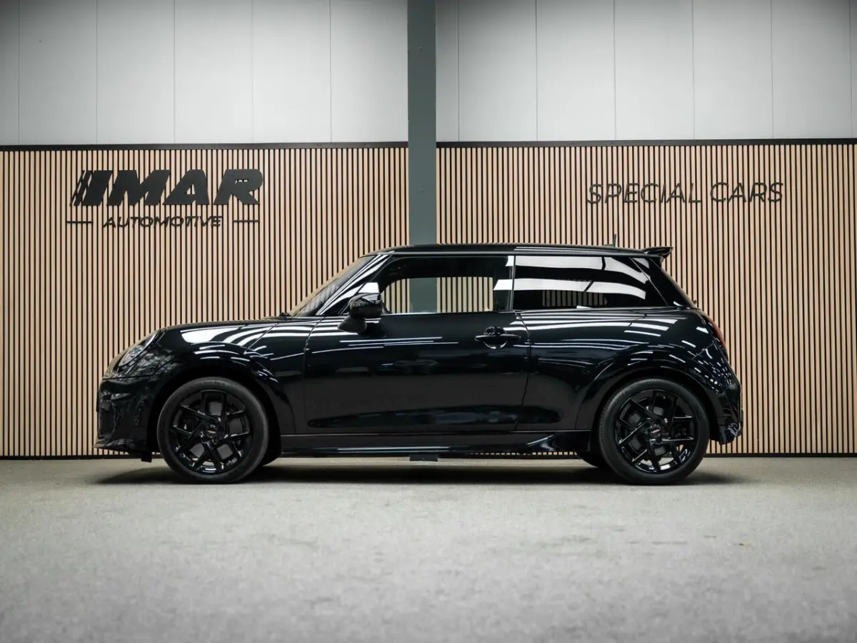 Cooper C John Cooper Works M | Head-up | JCW | Stuurverwarming |Carplay | Stoelverwarming