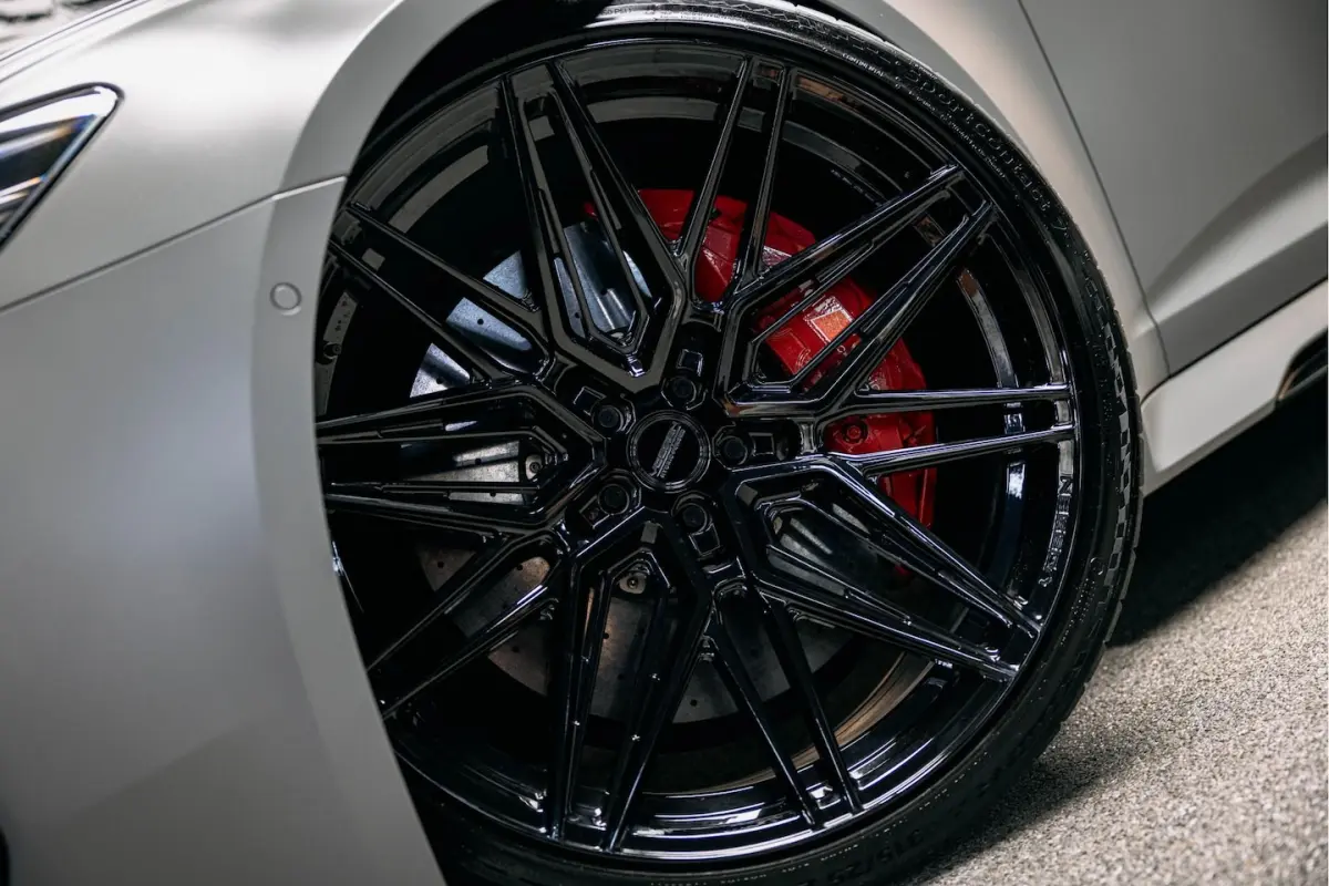 Avant TFSI quattro | Beton grijs matte | 23 inch Vossen HF7 | Keramisch | Pano |