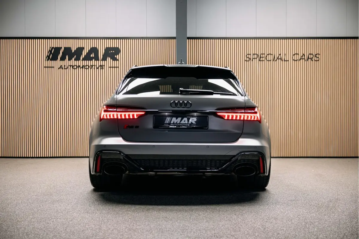 Avant TFSI quattro | Beton grijs matte | 23 inch Vossen HF7 | Keramisch | Pano |