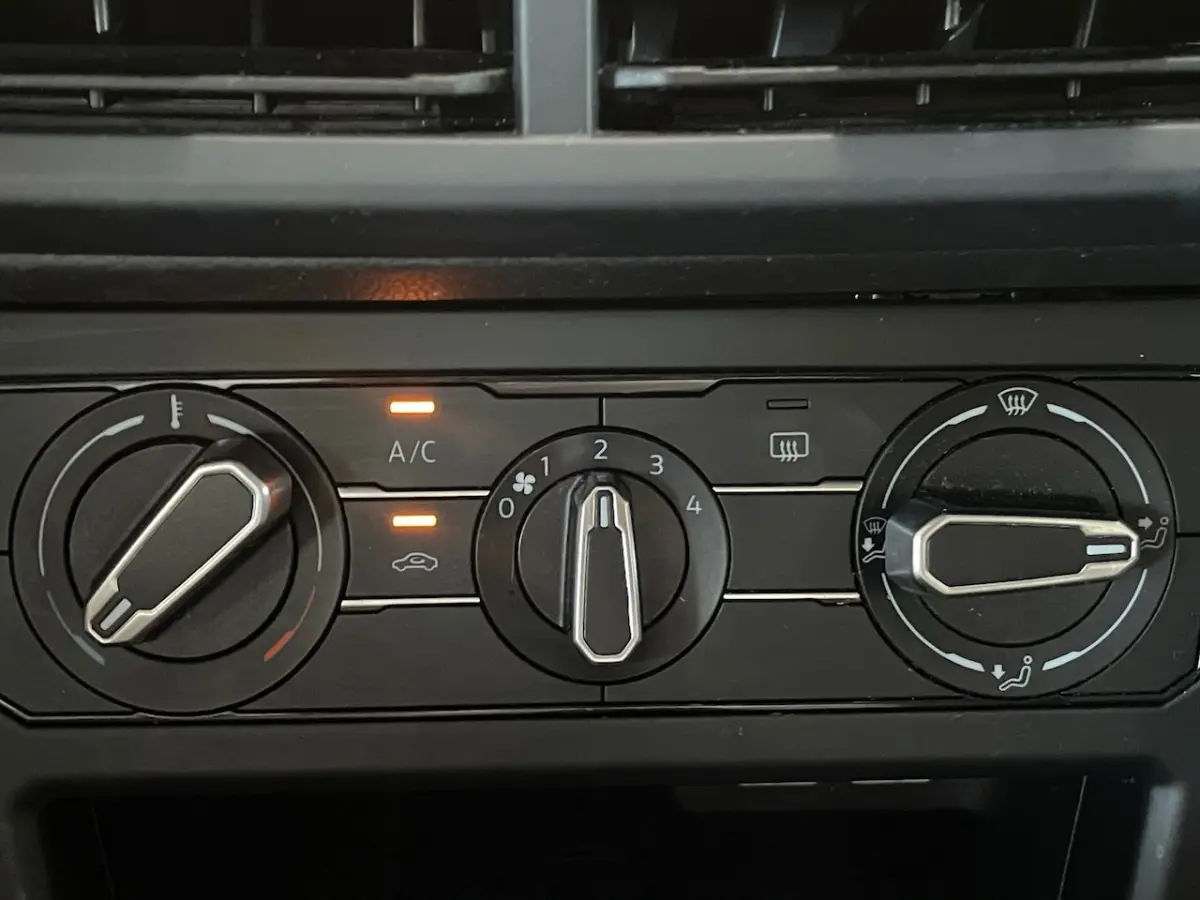 1.0 TSI Comfortline | PDC | NAVI| ACC|
