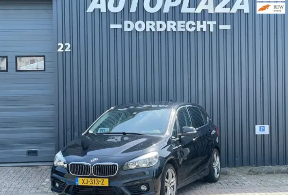 225xe iPerformance Executive|HEAD-UP|TREKHAAK|STOELVERW|PDC|