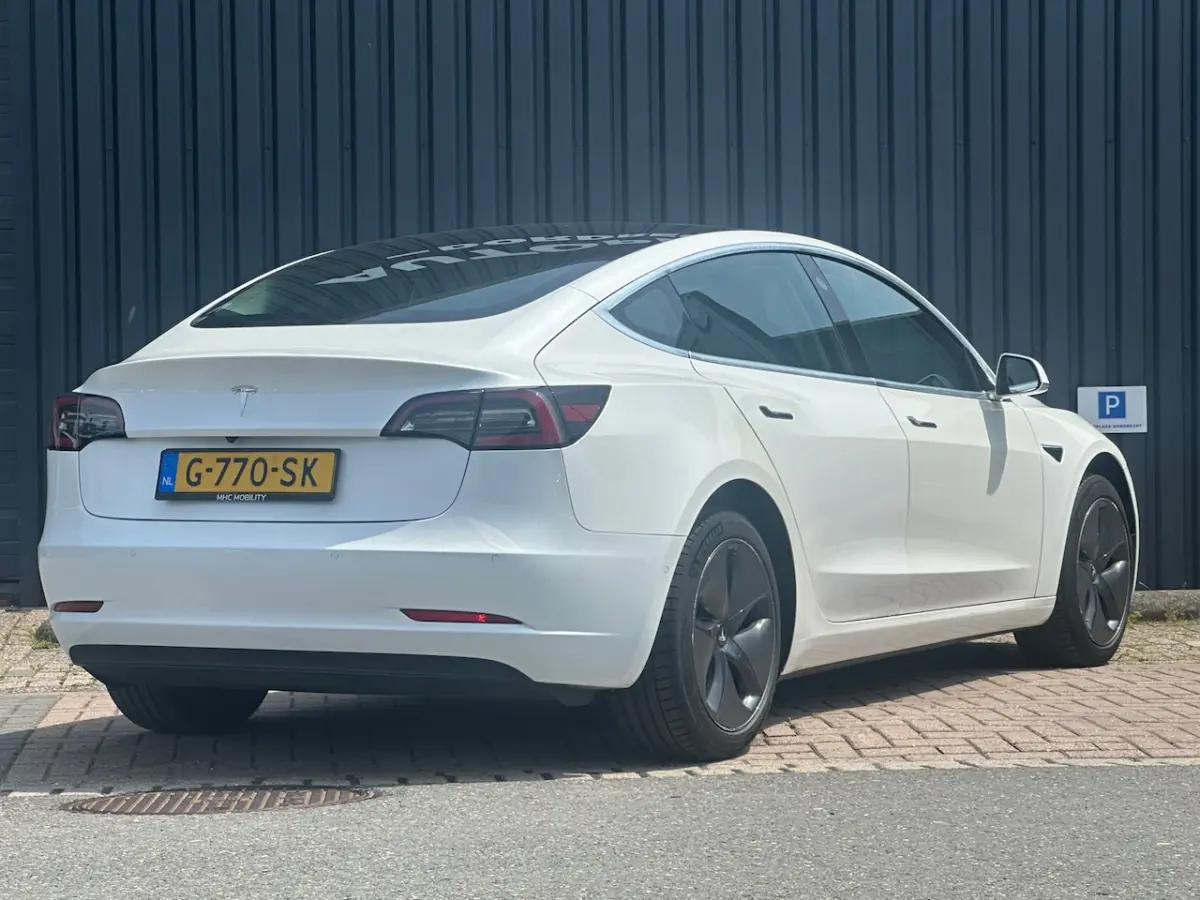 Standard RWD Plus 60 kWh SOH 89%