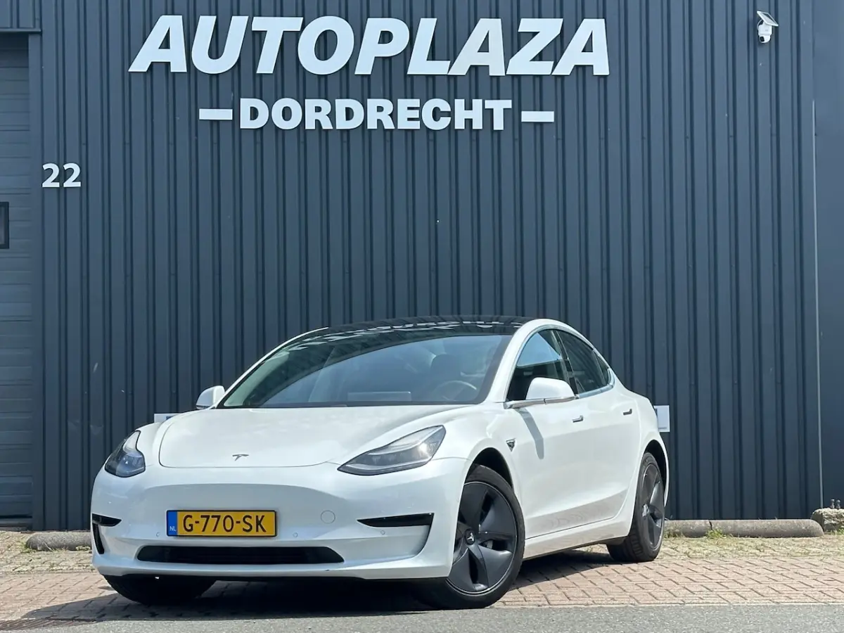 Standard RWD Plus 60 kWh SOH 89%