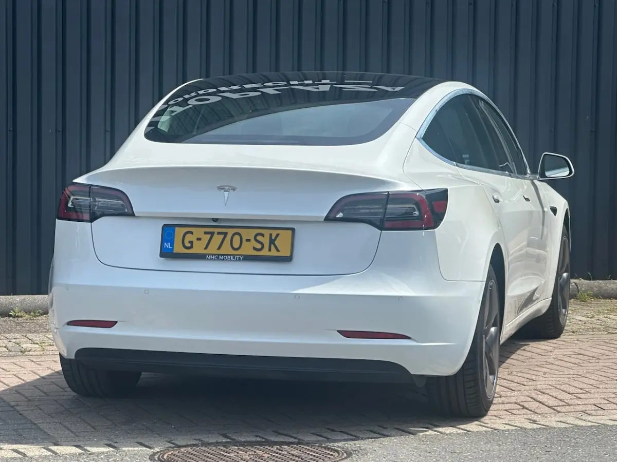 Standard RWD Plus 60 kWh SOH 89%