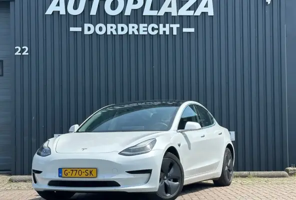 Standard RWD Plus 60 kWh SOH 89%