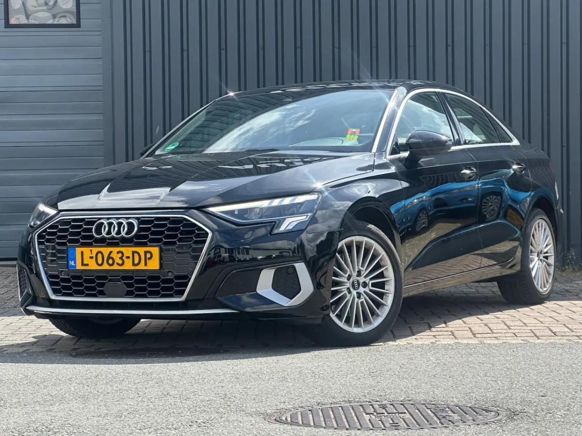 30 TFSI Business edition|NAVI|PDC|CARPLAY|