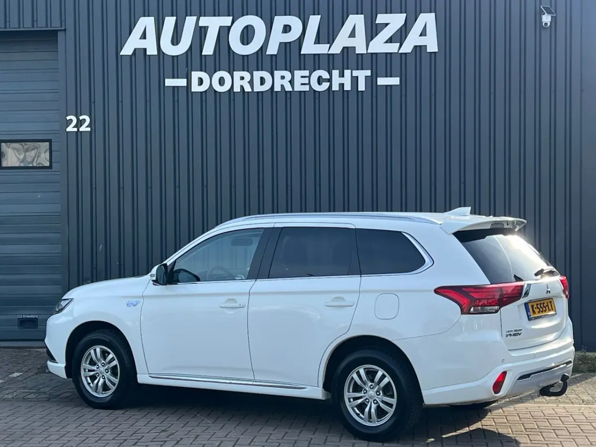 2.4 PHEV Pure TREKHAAK |APPLE CARPLAY |