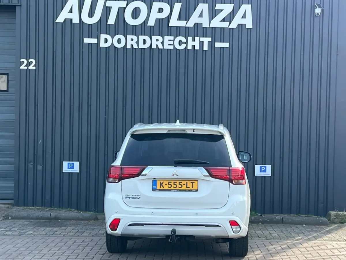 2.4 PHEV Pure TREKHAAK |APPLE CARPLAY |