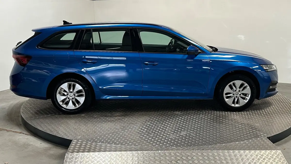 1.0 e-TSI Business Edition benzine automaat navigatie trekhaak parkeersensoren stoelverwar