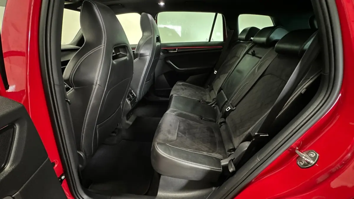 1.5 TSI Sportline Business benzine automaat navigatie panoramadak parkeersensoren stoelver