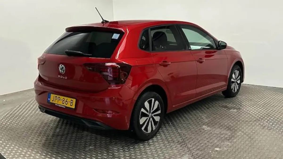 1.0 TSI R-Line benzine navigatie stoelverwarming cruisecontrole parkeersensoren carplay an